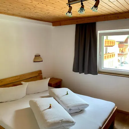 Kirschner * Sankt Leonhard im Pitztal