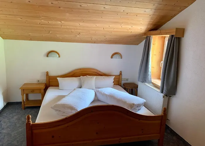 Kirschner * Sankt Leonhard im Pitztal